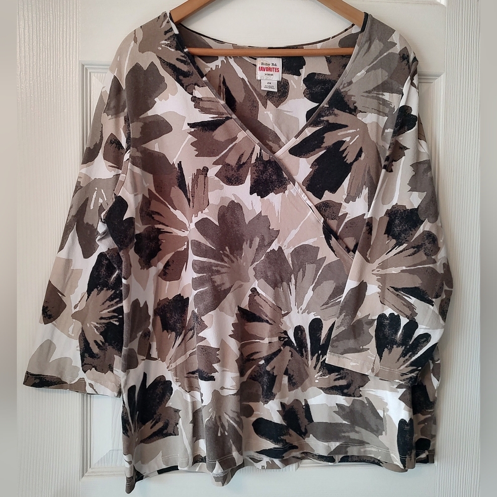 Ruby Rd. Floral V-Neck Women's Top